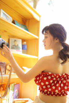 年轻的女教师